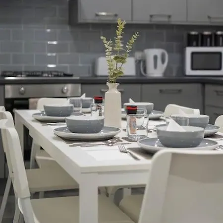'isimi Luxurious 4 Bed 4 Ensuite House Tatil Evi Barrow-in-Furness