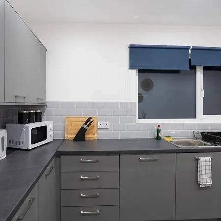 'isimi Luxurious 4 Bed 4 Ensuite House